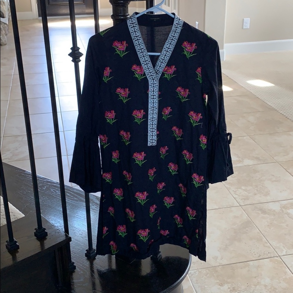Sapphire Pakistani Kurti